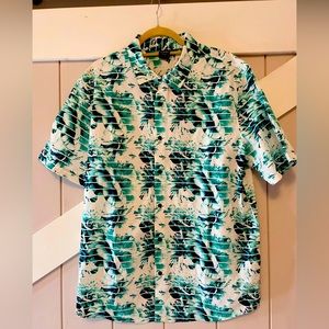 NWT-XL- Oakley Everywhere Verve Stretch Shirt